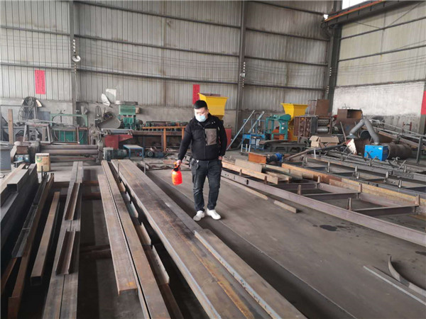 廢鋼破碎機廠家正式復工生產，生產車間消毒中