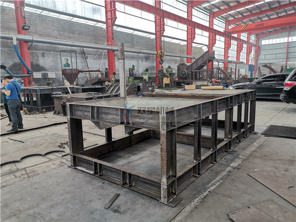 <a href='http://m.thecosmalshow.com/psxl/4.html' target='_blank'><span>廢鋼破碎機</span></a>設備客戶現場考察