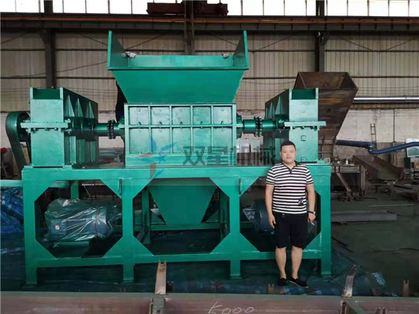 金屬撕碎機可以用來干什么？金屬撕碎機零部件都有哪些？