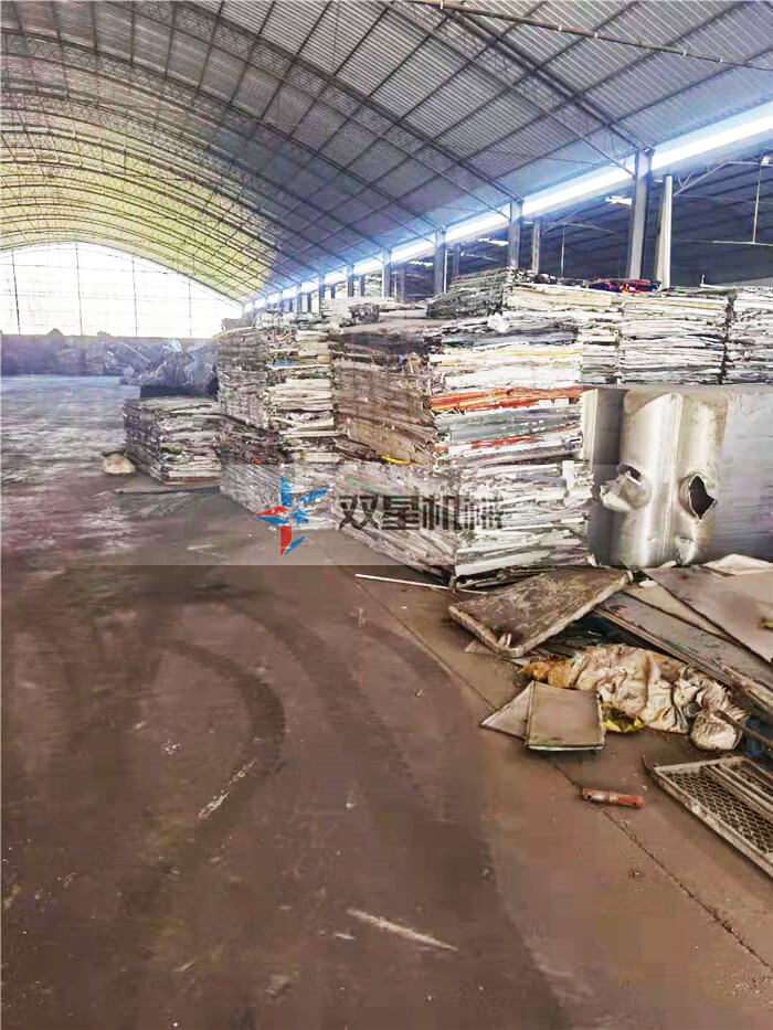 金屬破碎機電機轉速對產量有什么影響